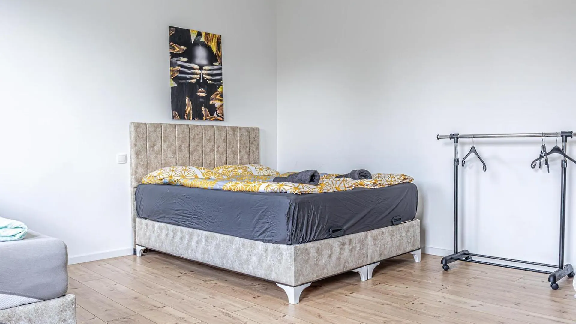 Comfy 3Br Apt With Garden, Up To 10 People Viena 0*,  Áustria